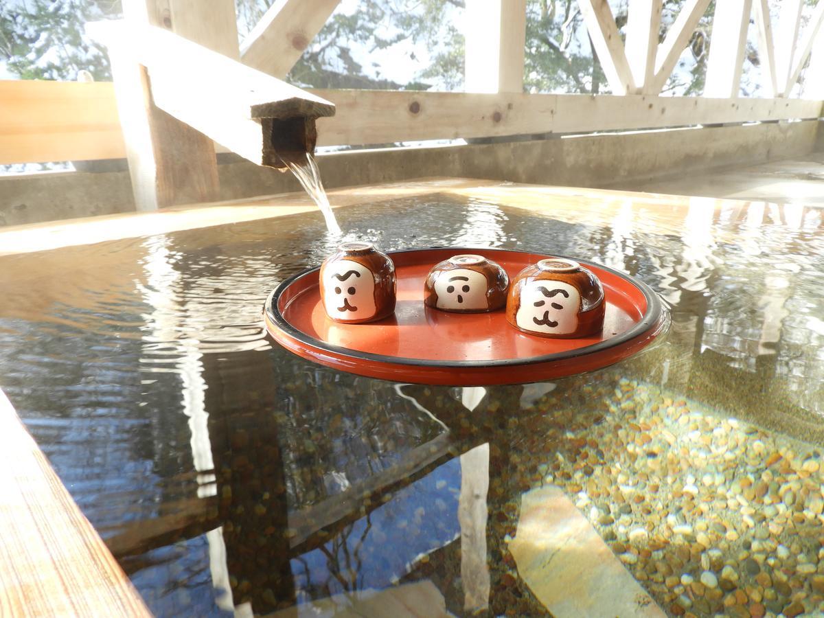 Готель Yamada Onsen Genenro Тояма Екстер'єр фото