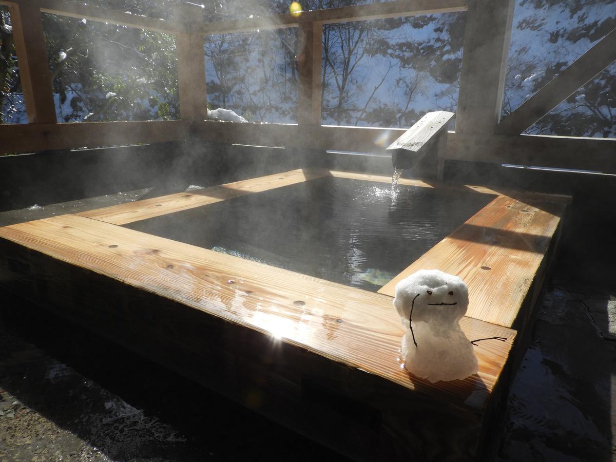 Готель Yamada Onsen Genenro Тояма Екстер'єр фото